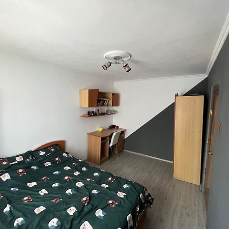 Apartament 2 Camere คูร์ตา เด อาร์เจช ภายนอก รูปภาพ