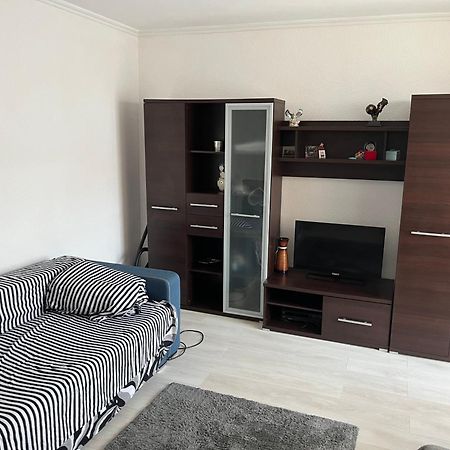 Apartament 2 Camere คูร์ตา เด อาร์เจช ภายนอก รูปภาพ